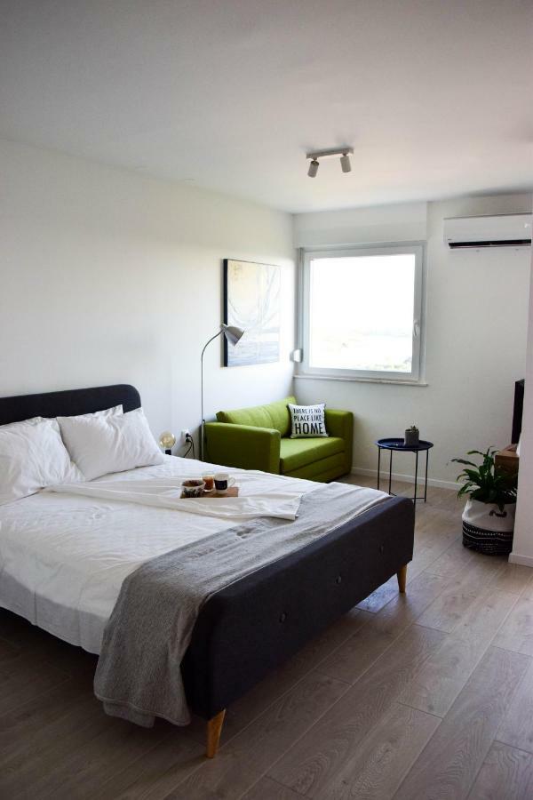 Sky Apartment Pula Exterior photo